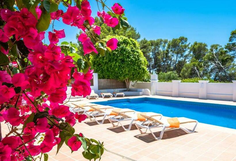 3001 Schöne Villa Am Meer In Sant Elm