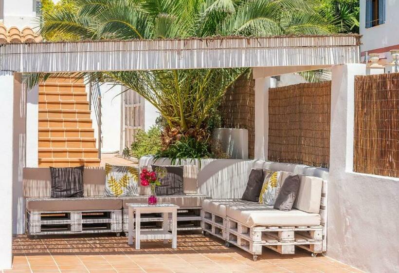 3001 Schöne Villa Am Meer In Sant Elm