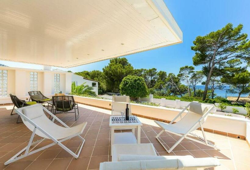 3001 Schöne Villa Am Meer In Sant Elm