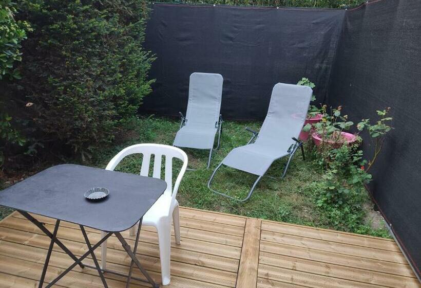 Appartement Cocooning Au Bourg Saint Julien L Ars