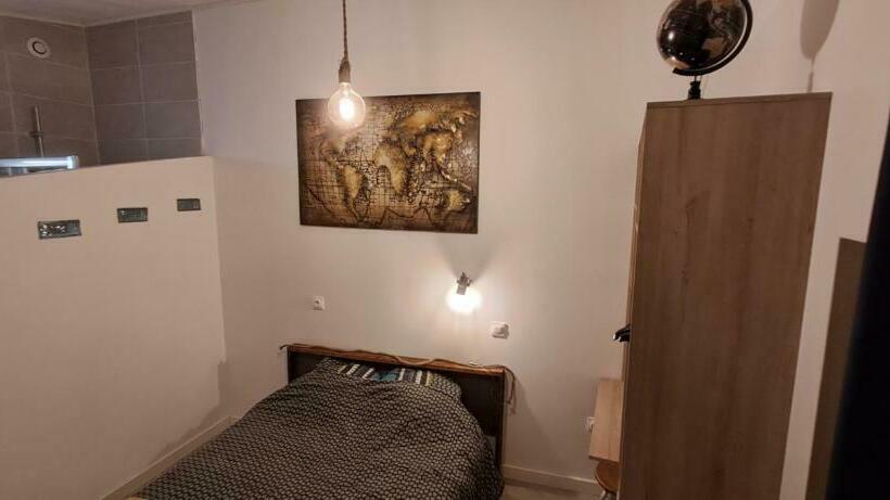 Appartement Cocooning Au Bourg Saint Julien L Ars