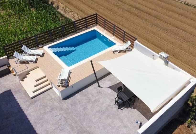 Estel   Chalet A 200m Del Río Ebro Con Piscina Privada Y Barbacoa