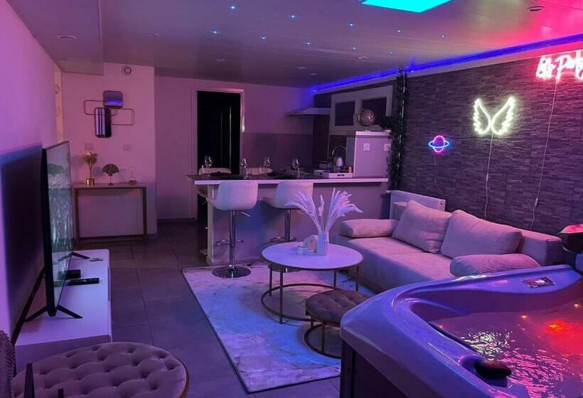 Galaxy Spa   Suite Mercure Jacuzzi Privatif