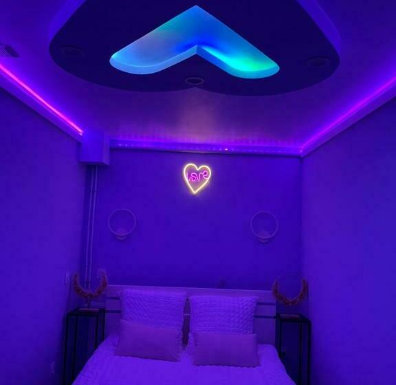 Galaxy Spa   Suite Mercure Jacuzzi Privatif