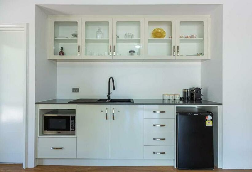 Gum Nuts   New House, Family Friendly & Big Groups