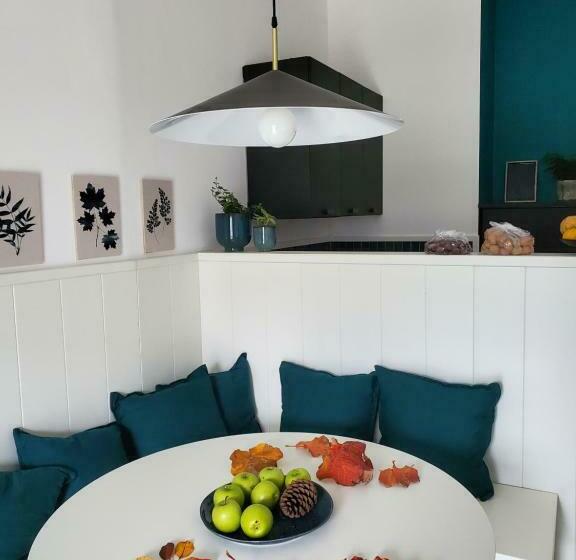 La Porticina. Your Lake View Home