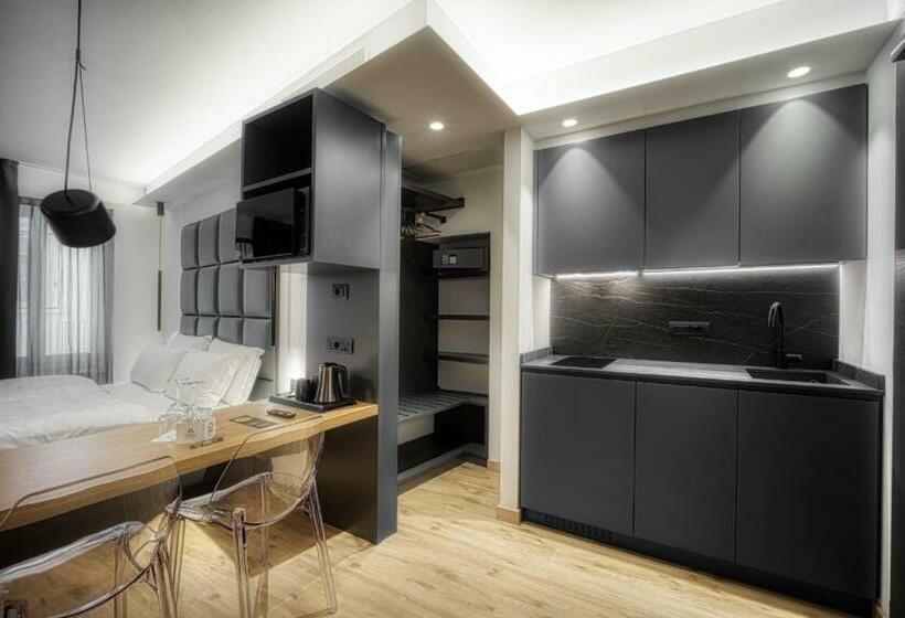 M Loft   Adults Only