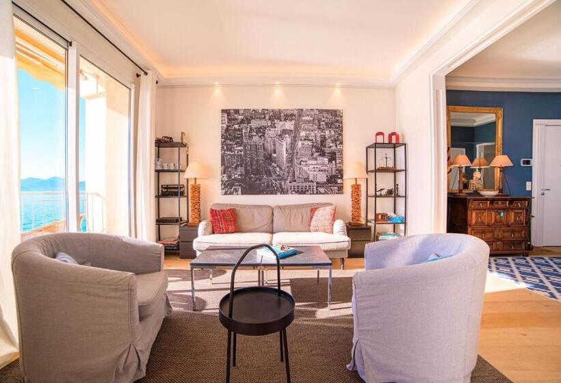 Magnifique Appartement Sur La Plage Près Du Centre   Palais De La Plage