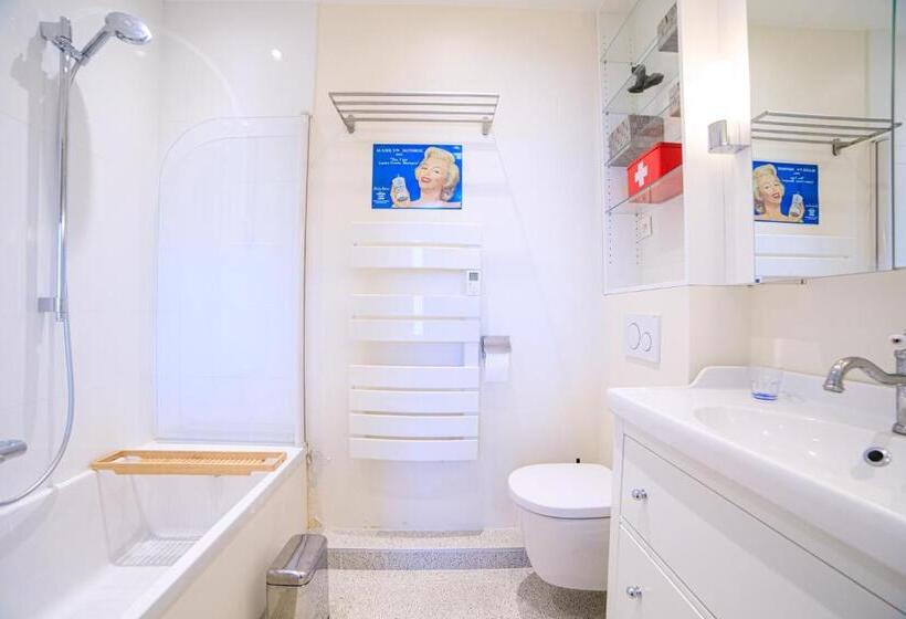 Magnifique Appartement Sur La Plage Près Du Centre   Palais De La Plage