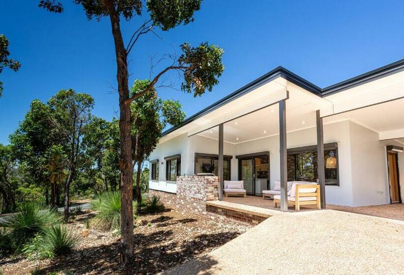 Rambles Landing   Get Lost Amongst The Trees   New