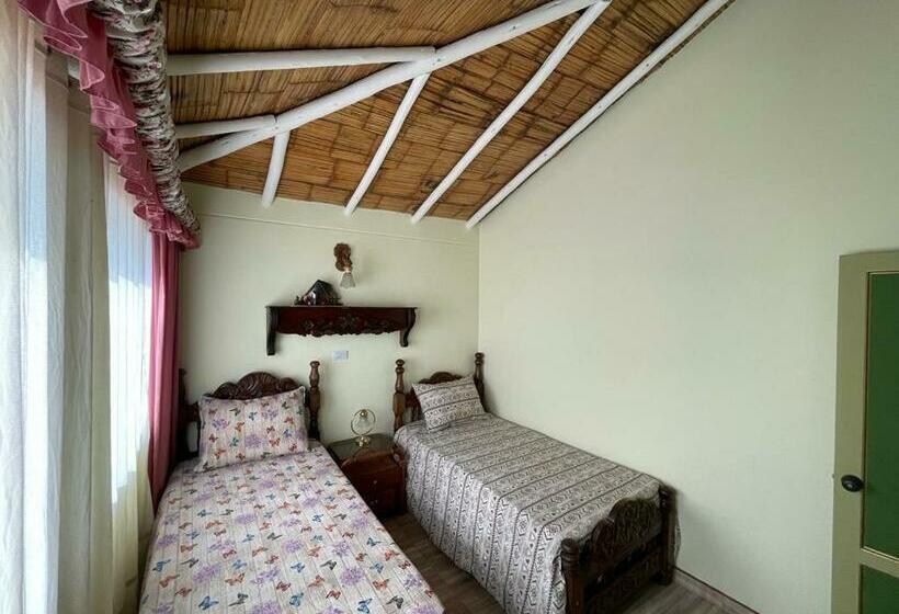 Ritacuba   Guest House