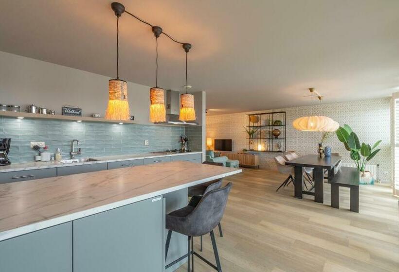 Fantastic Apartment With Terrace