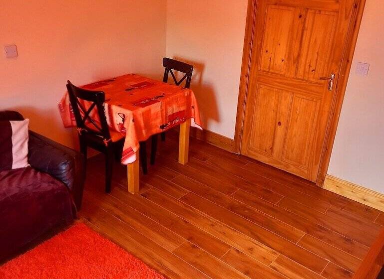 Stunning 1 Bed Apartment Valentia Island