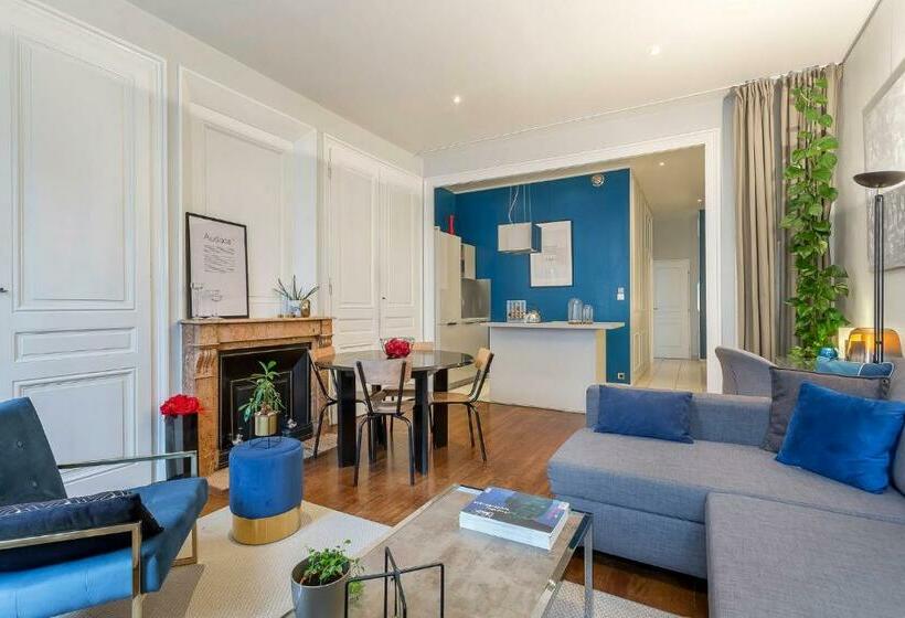 Charming Suite Tolstoï   2 Guests