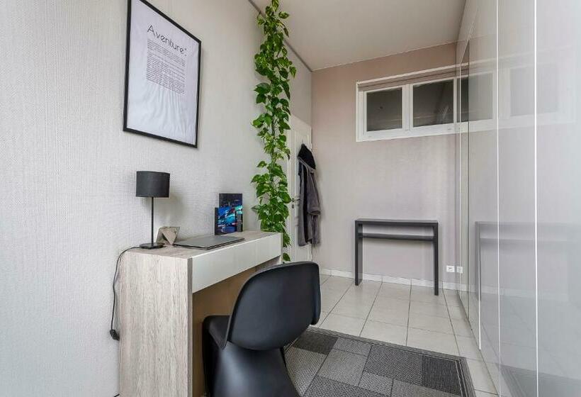 Charming Suite Tolstoï   2 Guests