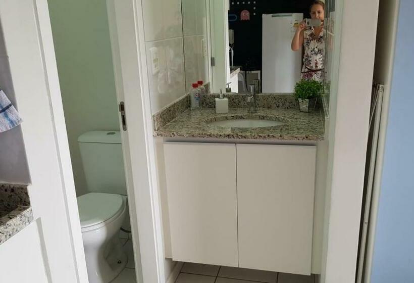 Flat Com Wifi, Pisicina E Estacionamento