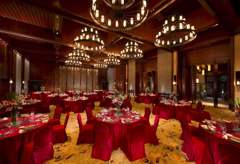 DoubleTree Resort by Hilton Hotel Hainan - Qixianling Hot Spring