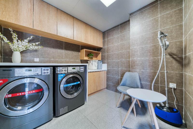 Hanting Hotel Tianyi Square