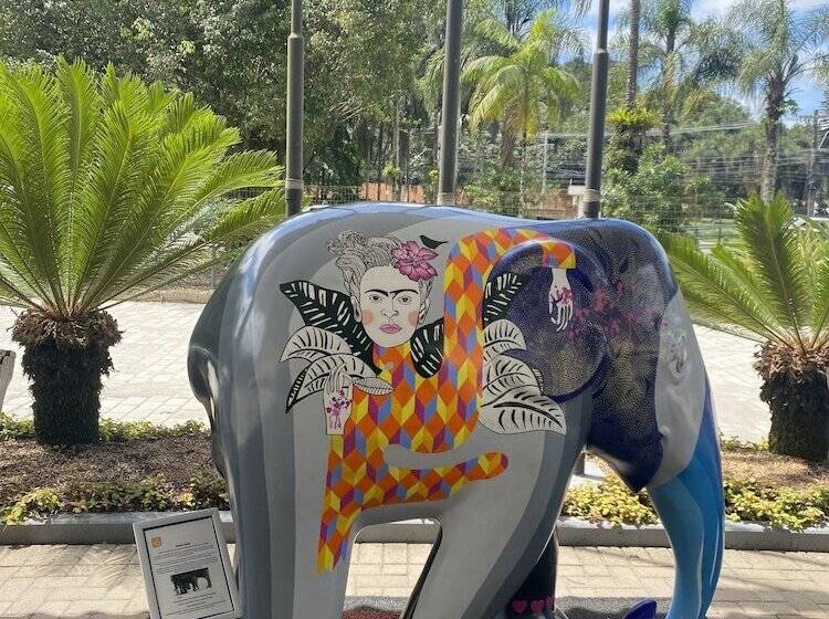 ホテル 10 Joinville