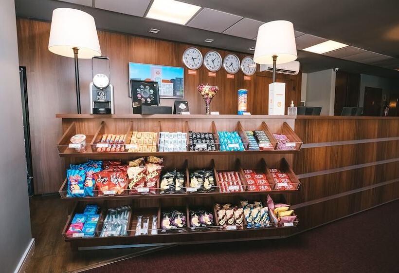 ホテル 10 Joinville