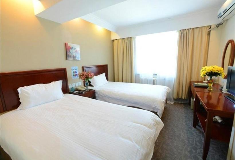 Отель Greentree Inn Guangzhou Jichang Road Express