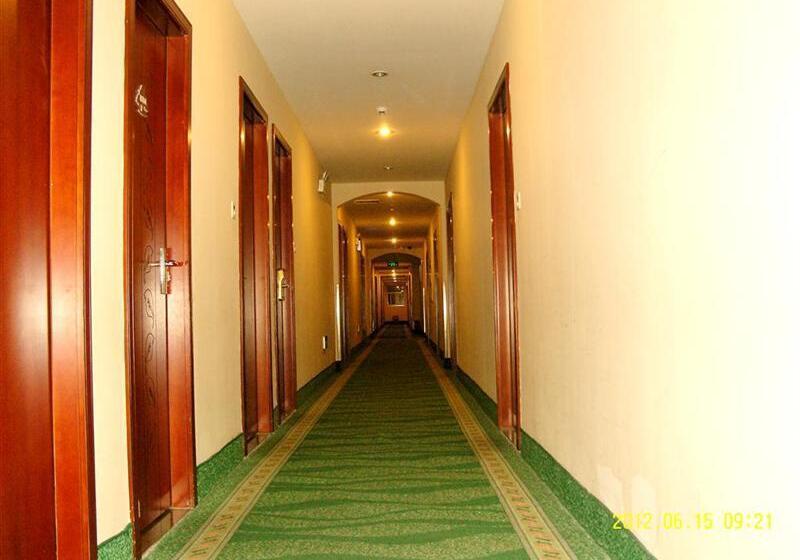 בית מלון כפרי Greentree Inn Jiangsu Nanjing Olympic Sports Center Express