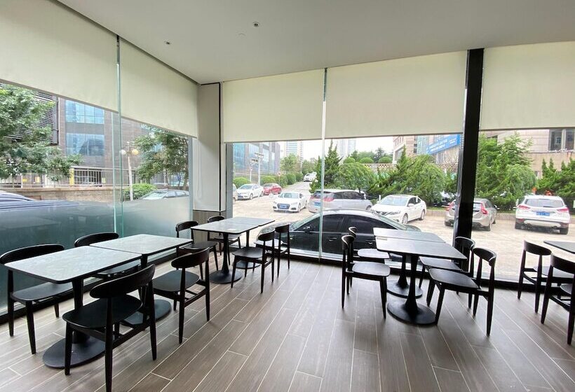 فندق Hanting  Qingdao May Fourth Square