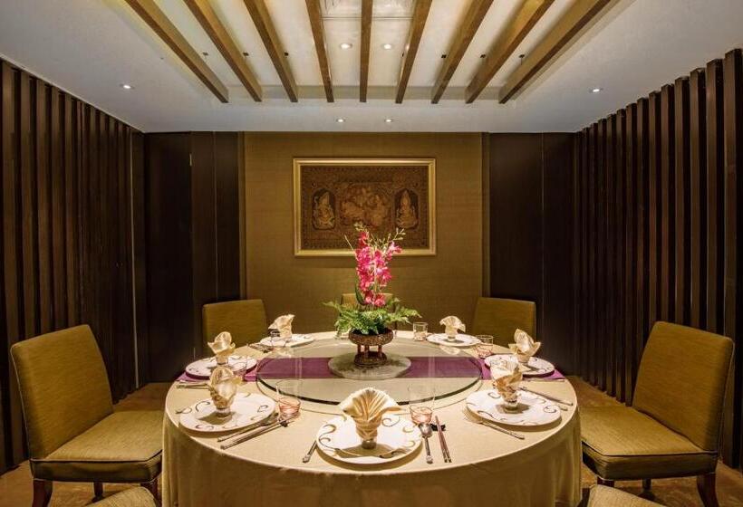 هتل Holiday Inn Kunming City Centre, An Ihg