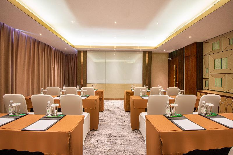 هتل Holiday Inn Kunming City Centre, An Ihg