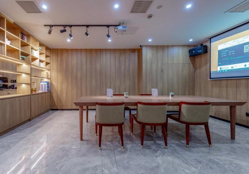 Отель Greentree Inn