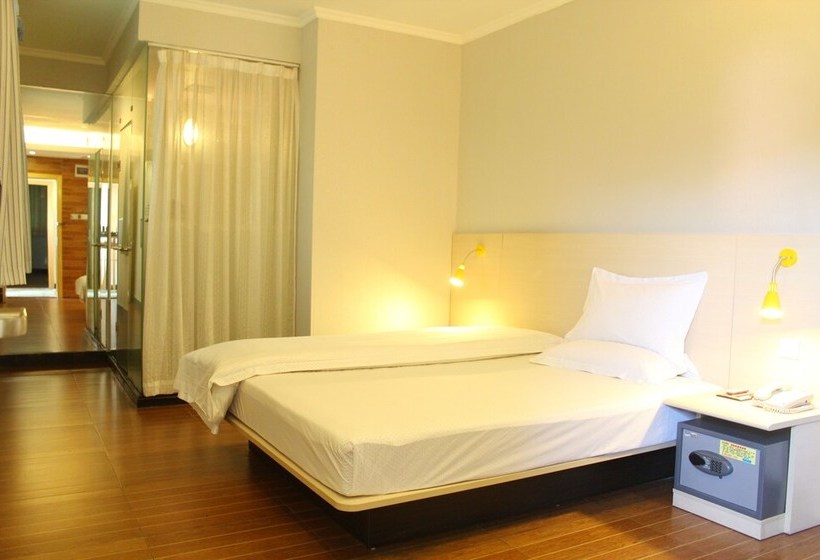 Отель Wenxing  Guangzhou Huashi Branch