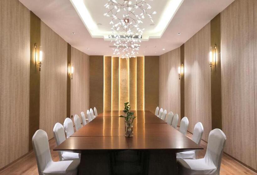 فندق Wudang International