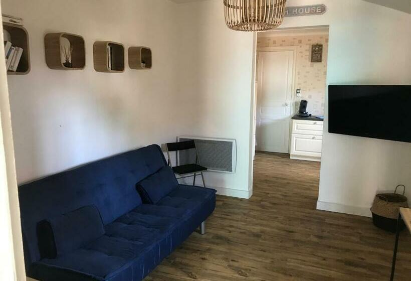 Appartement Entre Océan Et Montagne 15bis Avenue De Montbrun Anglet