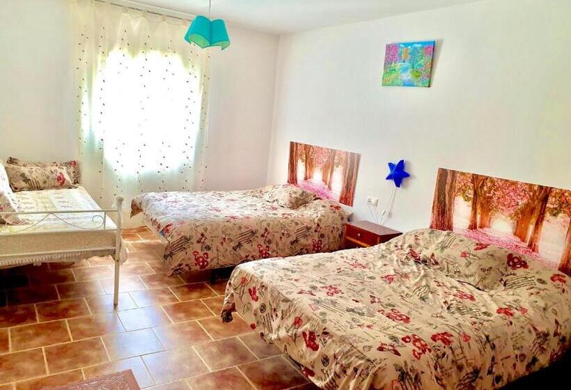 Casa Rural Hoyo De Los Pájaros