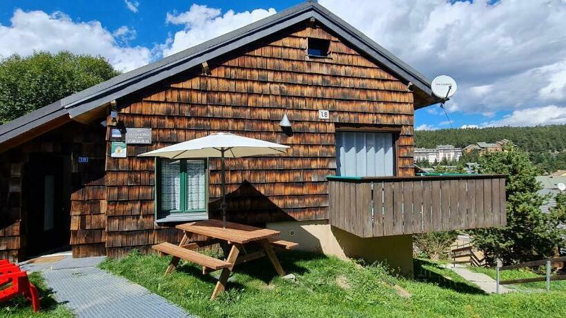 Chalet Les Lupins Bleus Au Pied Des Pistes Font Romeu Pyrénées 2000