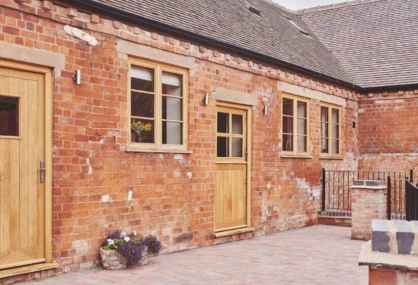 Cleeton Cottage