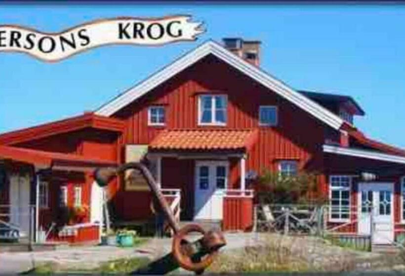 Mycket Fin Lägenhet Med Solig Balkong Centralt På Käringön Möjlighet Till Privat Parkeringsplats