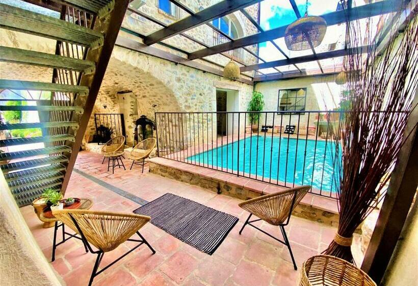 Gite 3ch Doubles X3 Ou Gite De Groupe 9ch Doubles   Piscine Interieure Chauffee