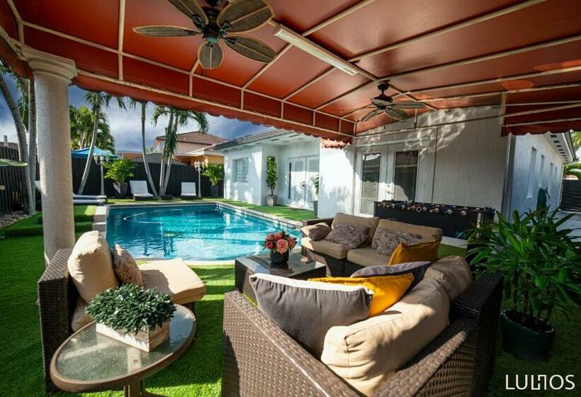 Serene Escape Heated Pool, Bbq, Foosball In Miami L02