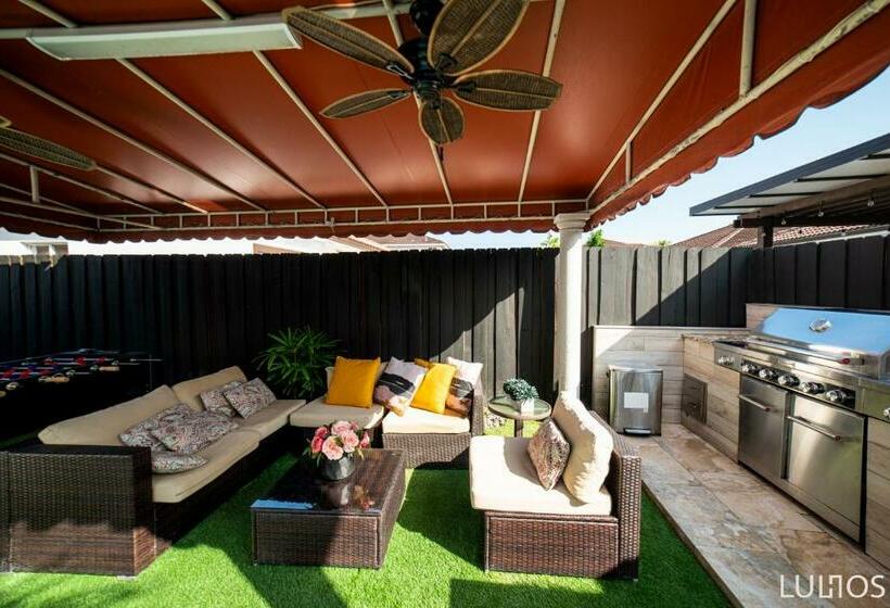 Serene Escape Heated Pool, Bbq, Foosball In Miami L02