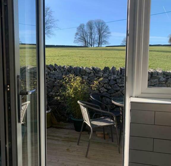 Primrose Cottage   Tideswell, Peak District