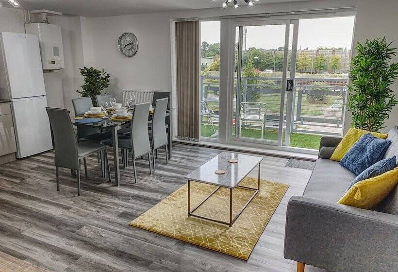 Toothbrush Apartments   2 Bed 2 Bath Apt