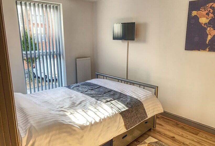 Toothbrush Apartments   2 Bed 2 Bath Apt