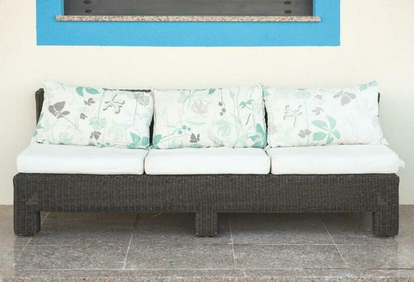 Viana Fishers House   Pool & Beach !