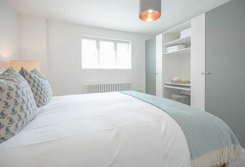 2 Old Foundry Long Melford