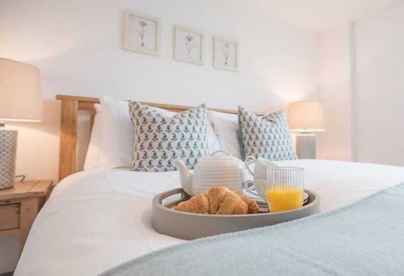 2 Old Foundry Long Melford