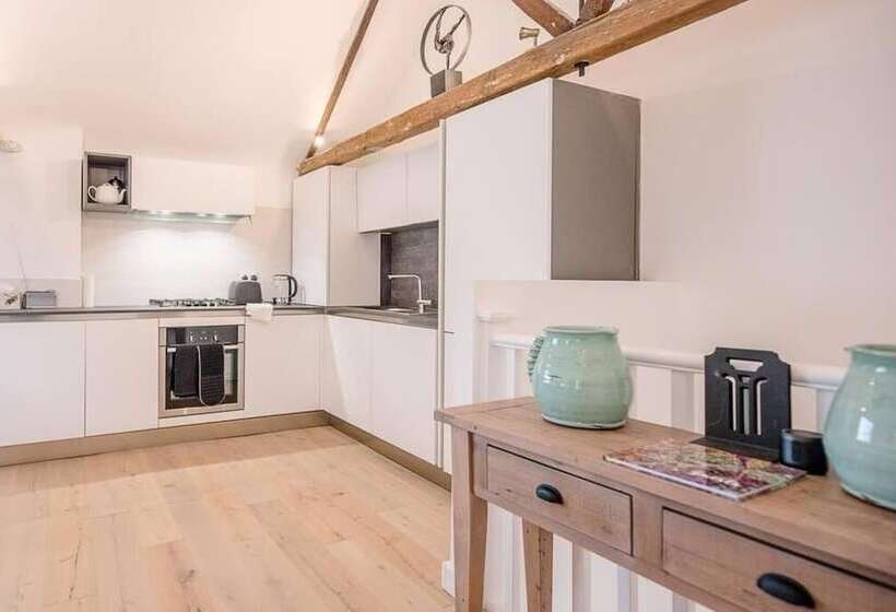 2 Old Foundry Long Melford