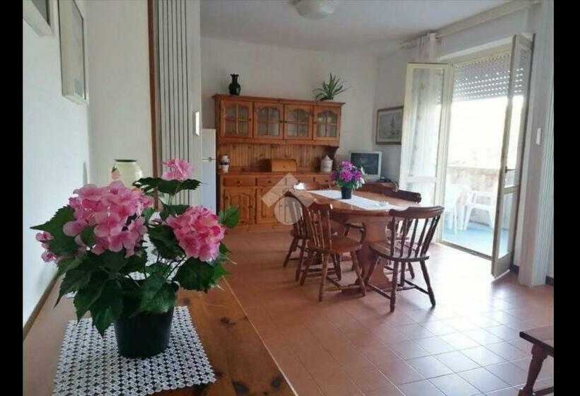 Appartamento Franca In Residence 300mt Dal Mare