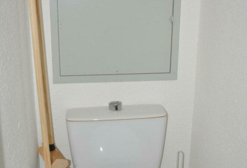 Studio Cabine 4 Pers, Balcon, Pied Des Pistes, Ascenseur Fr 1 557a 1