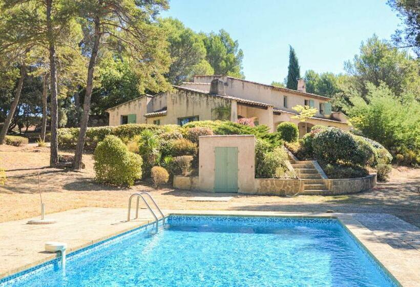 Lovely Home In La Tour Daigues